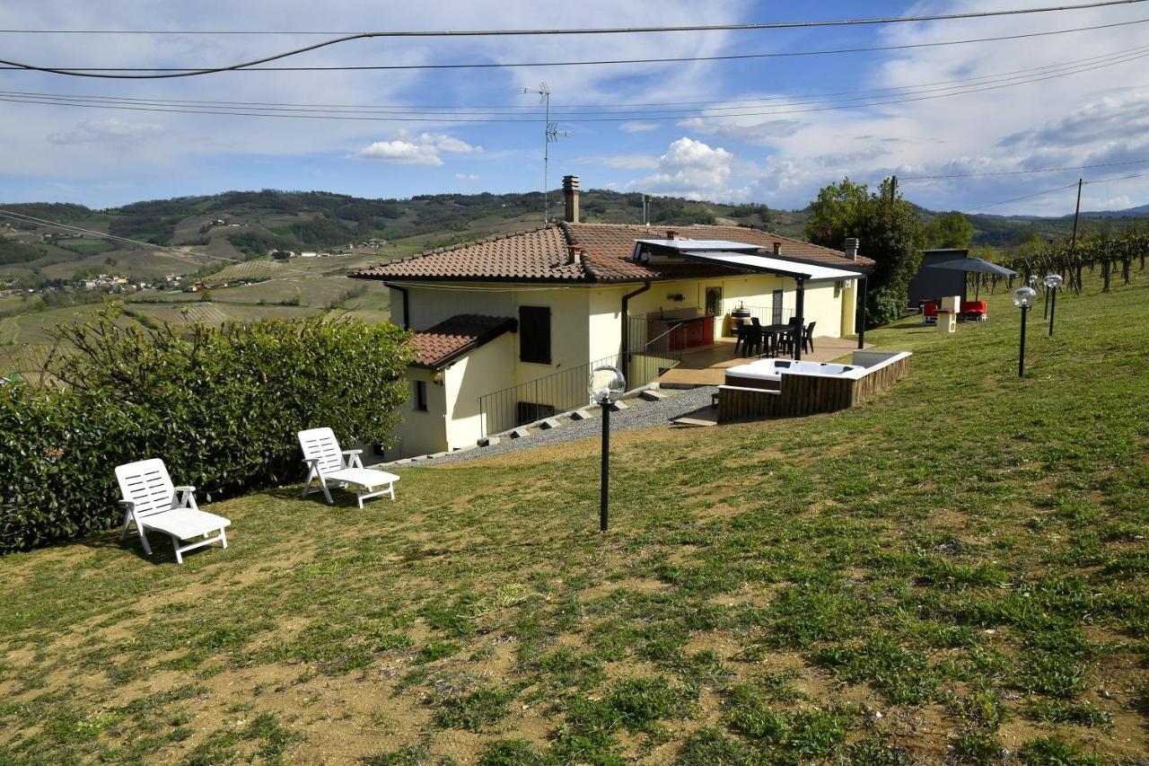 Casavacanzedezza Montecalvo Versiggia 외부 사진