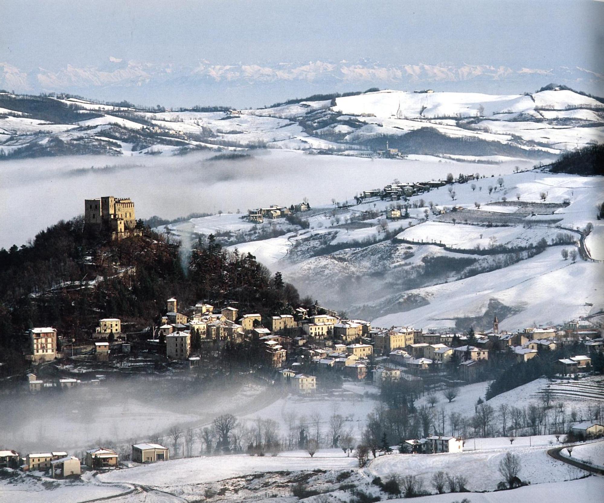 Casavacanzedezza Montecalvo Versiggia 외부 사진