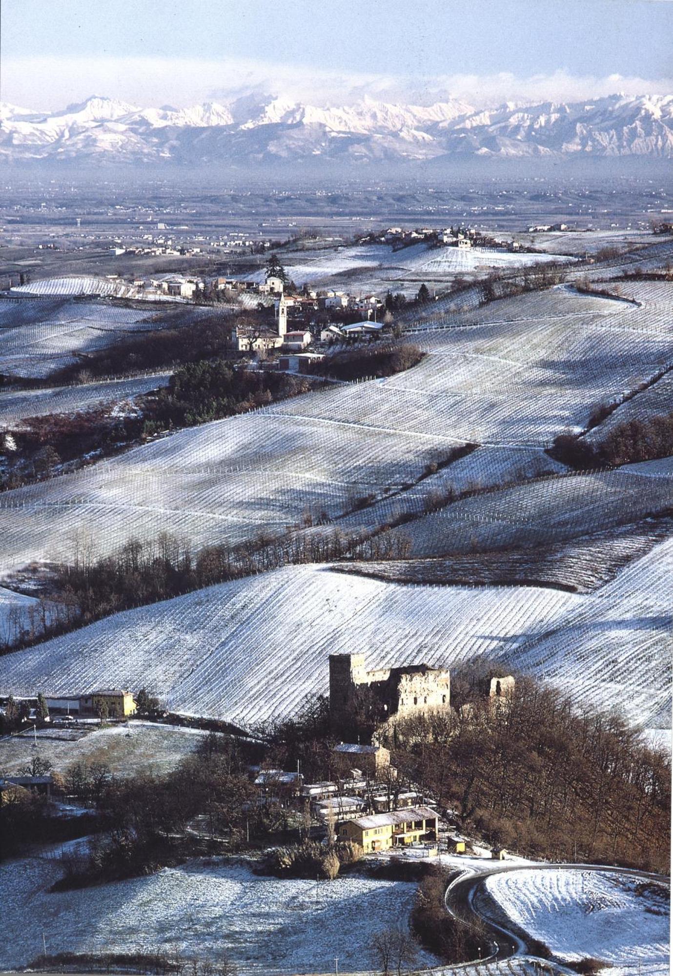 Casavacanzedezza Montecalvo Versiggia 외부 사진